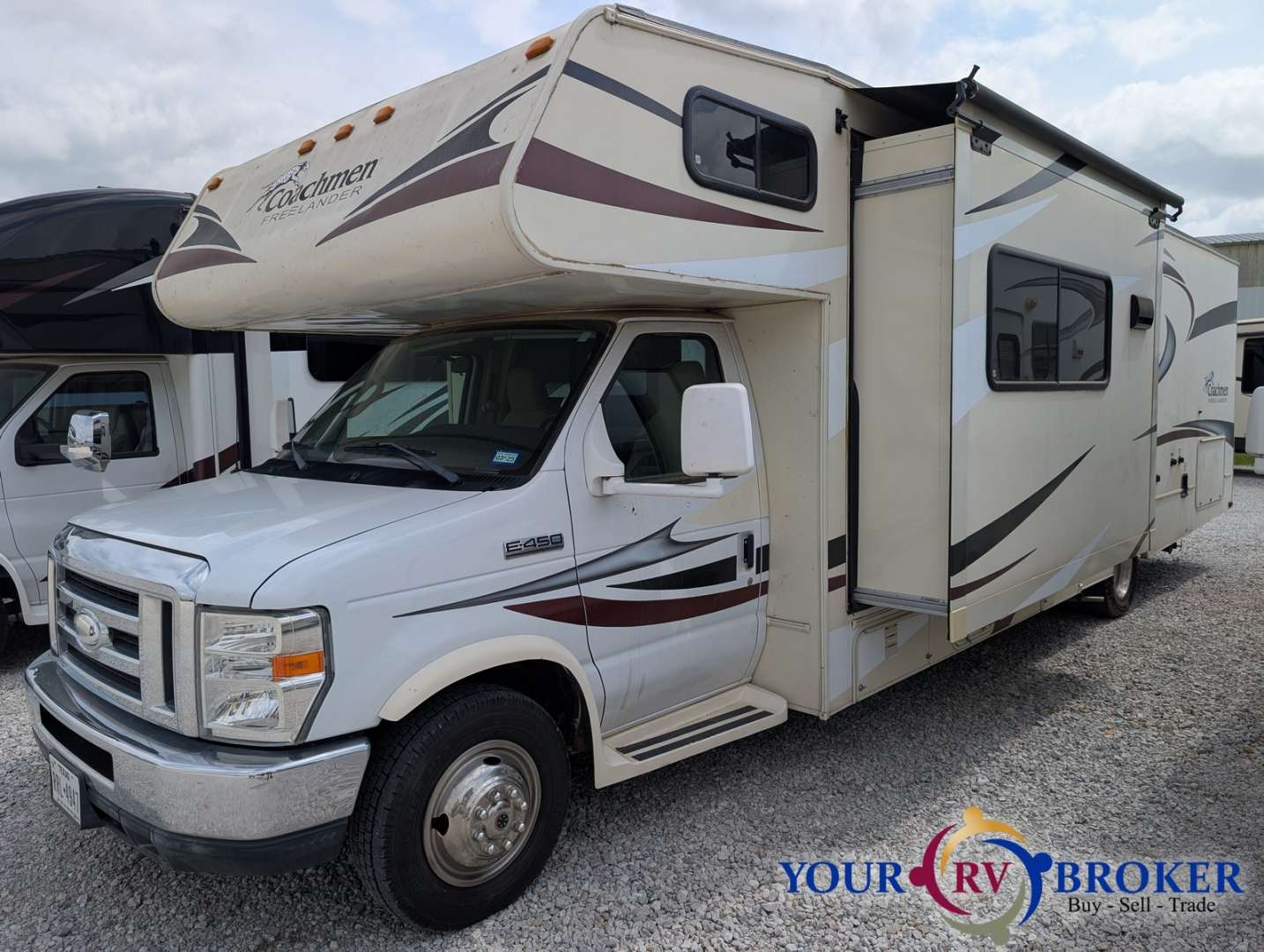 2015 Coachmen Freelander Ford E-450 32BH, $ 49,900