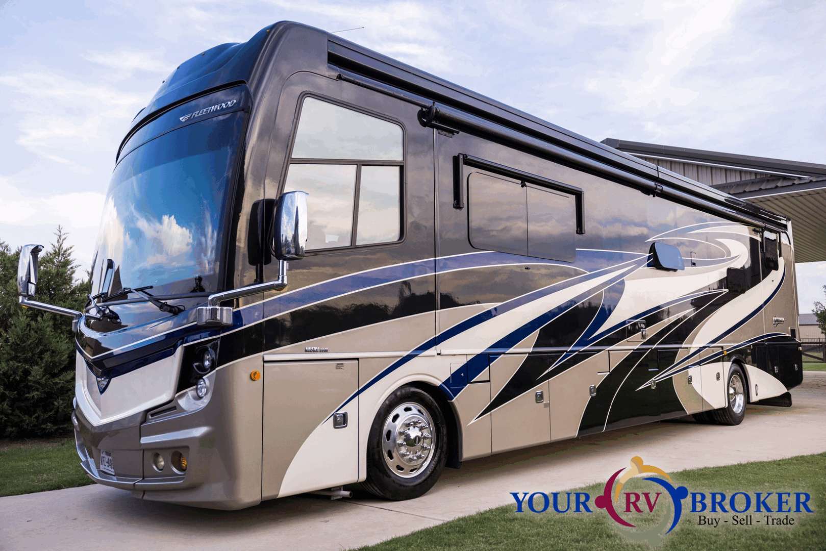 2018 Fleetwood Discovery LXE Freightliner 40E, $ 169,900