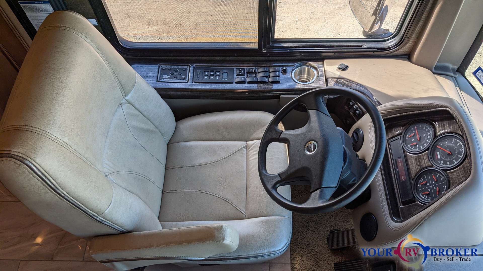 2018 Thor Motor Coach Aria 3601, $ 139,500