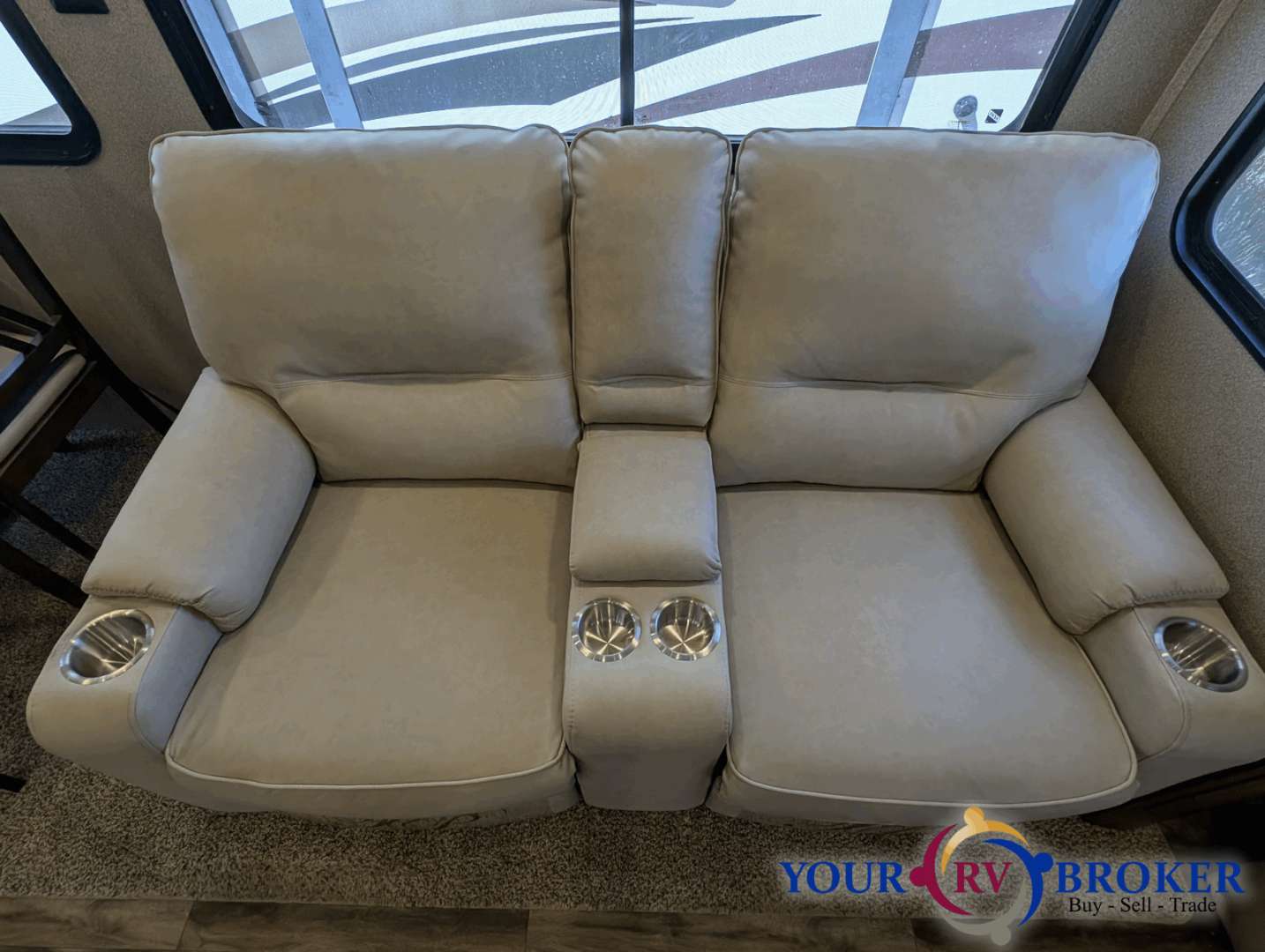 2018 Forest River Cedar Creek Silverback 37MBH, $ 39,900