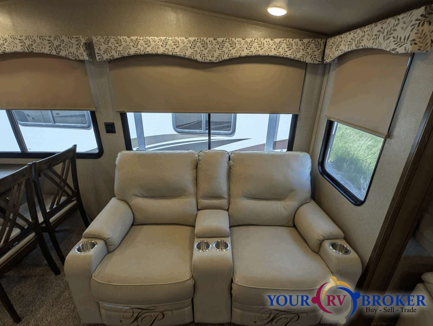 2018 Forest River Cedar Creek Silverback 37MBH, $ 39,900