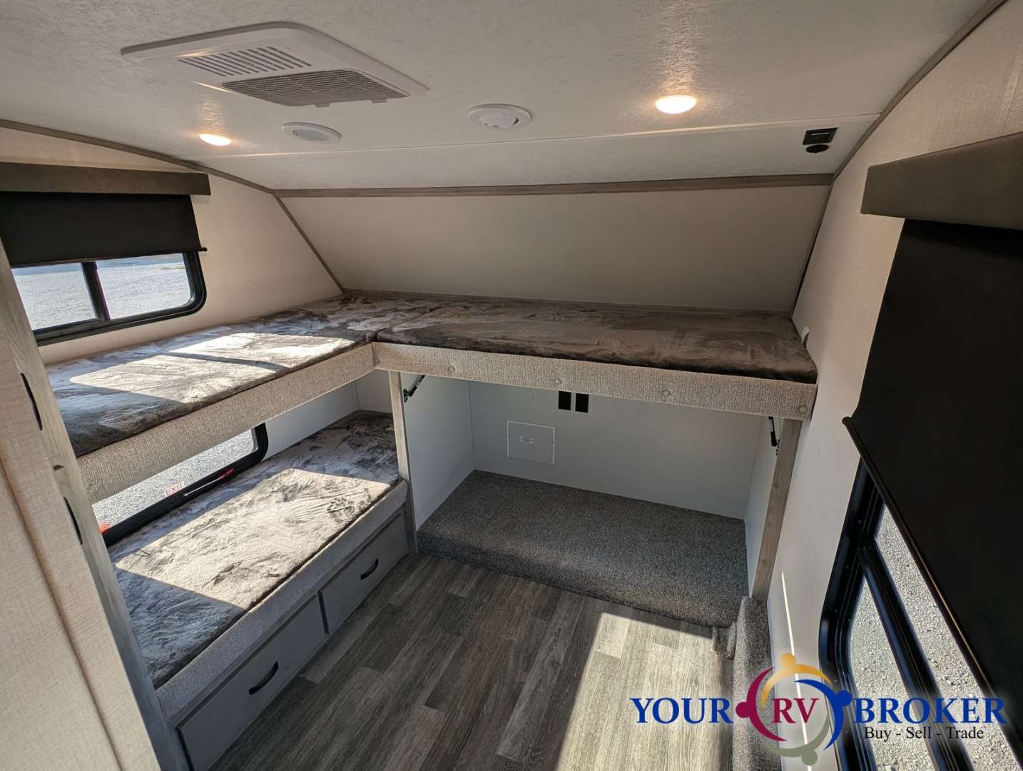 2024 Coachmen Chaparral 375BAF, $ 59,900