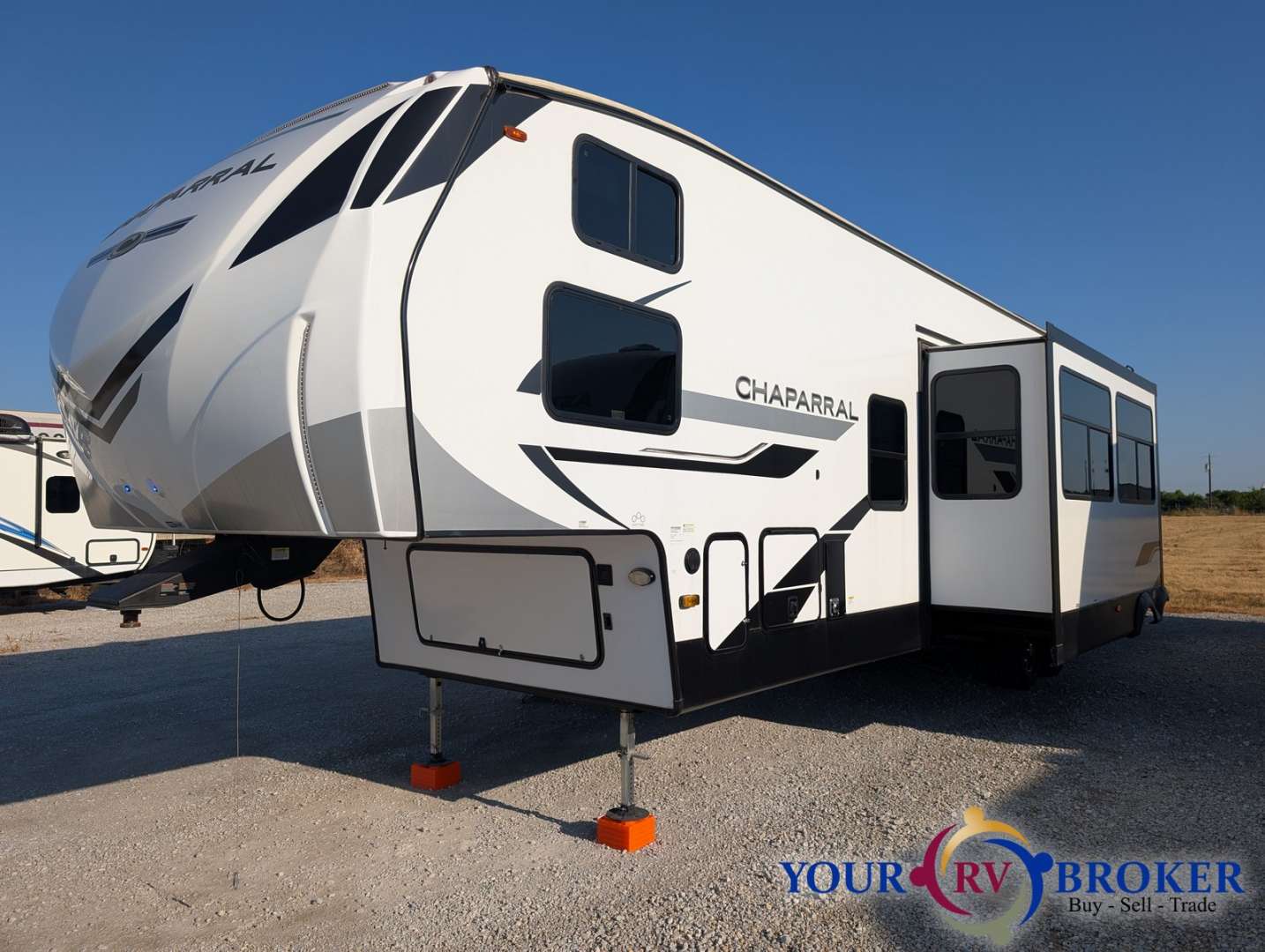 2024 Coachmen Chaparral 375BAF, $ 59,900