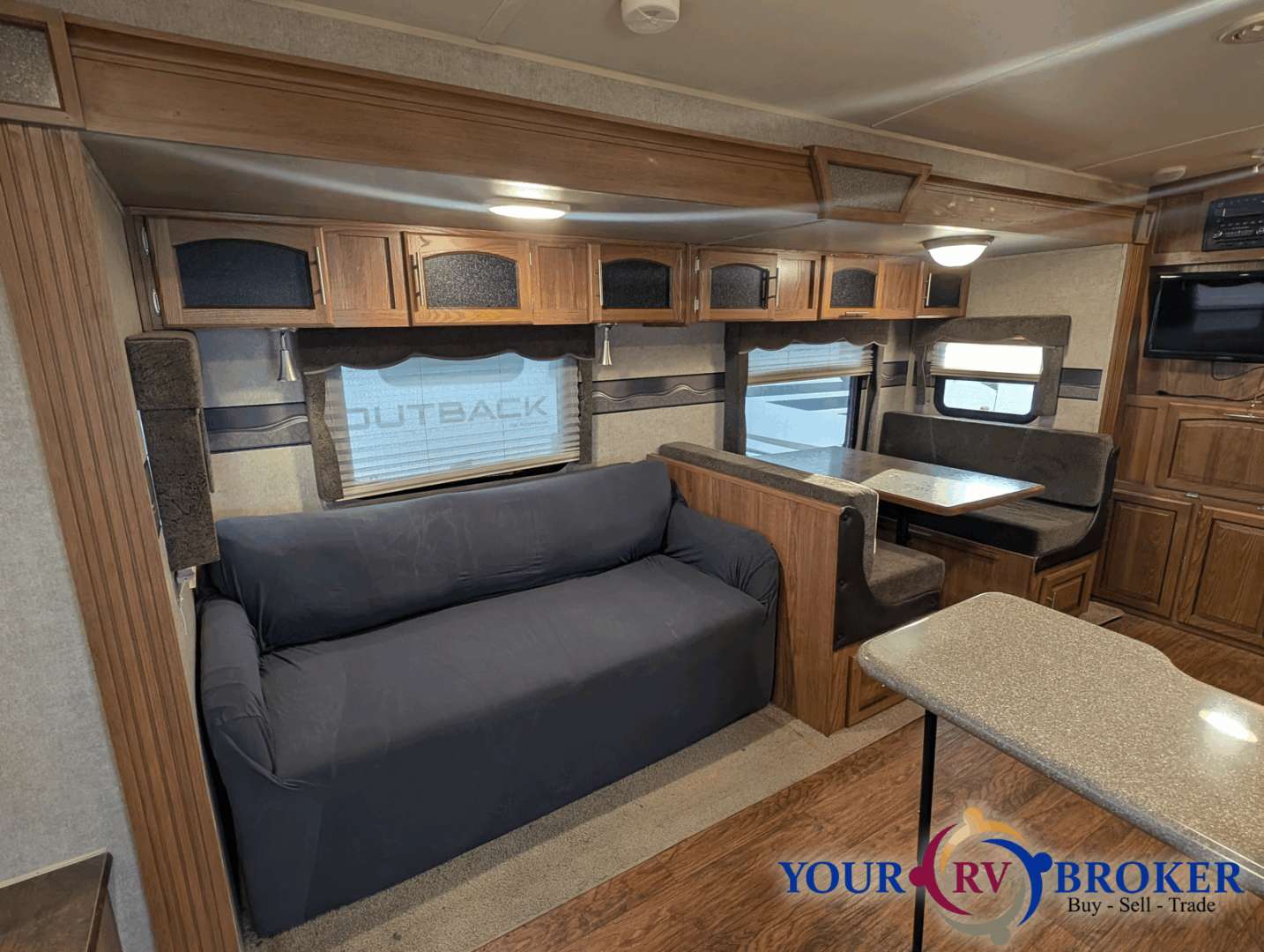 2015 Forest River Rockwood Ultra Lite 2604WS, $ 14,900