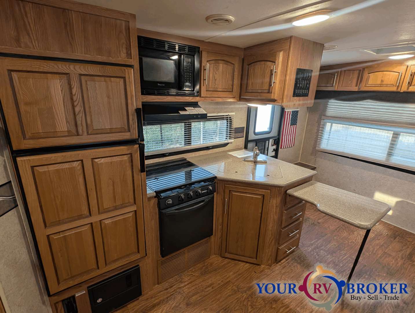 2015 Forest River Rockwood Ultra Lite 2604WS, $ 14,900