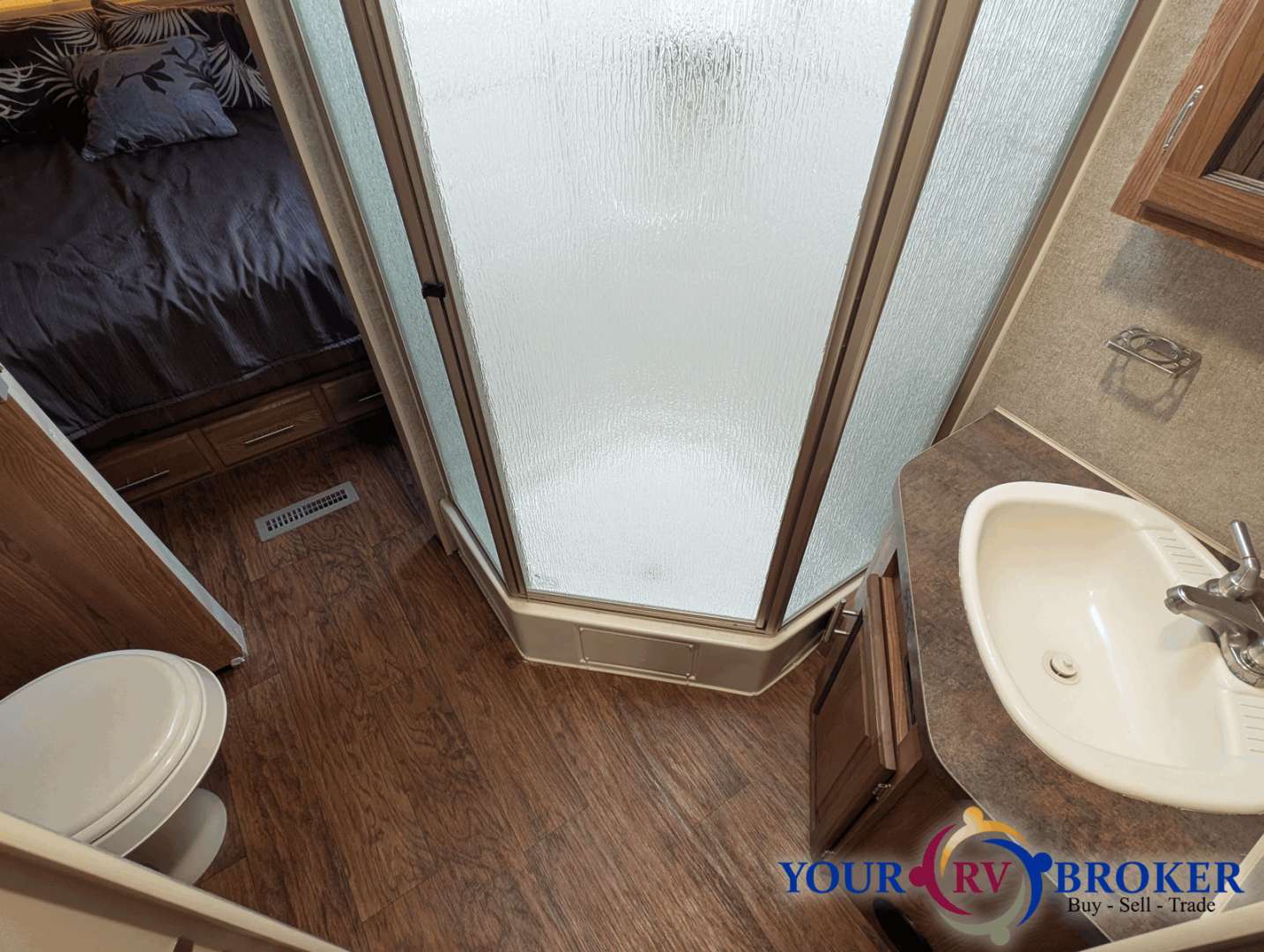 2015 Forest River Rockwood Ultra Lite 2604WS, $ 14,900