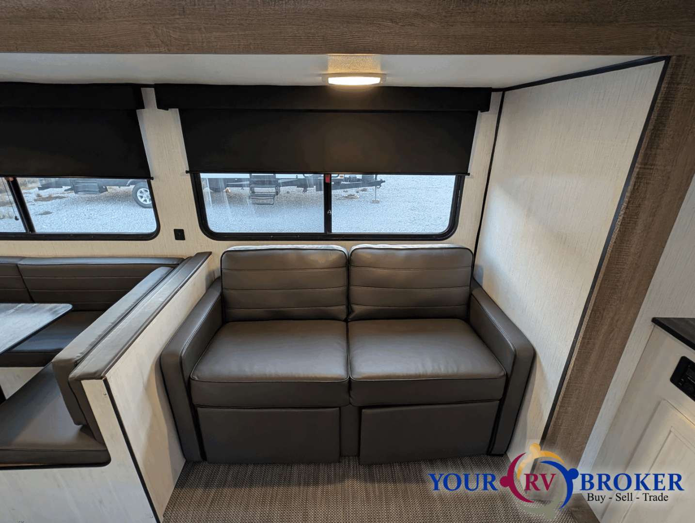 2022 Heartland Trail Runner TR 27 RKS, $ 22,900