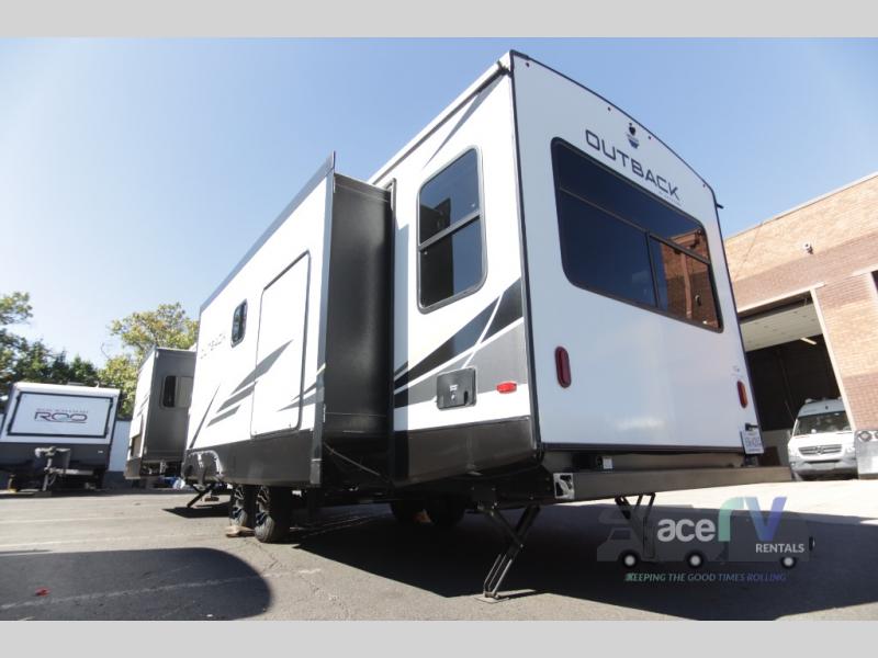 2021 Keystone Outback 328RL, $ 0