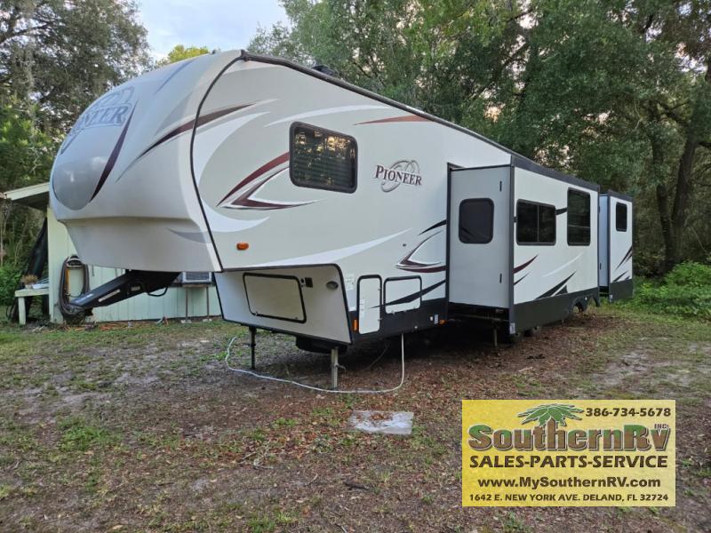 2018 Heartland Pioneer Fifth Wheel PI 322, $ 21,900