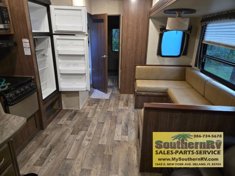 2018 Heartland Pioneer Fifth Wheel PI 322, $ 21,900