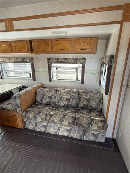 2003 KZ 36SPL, $ 10,900