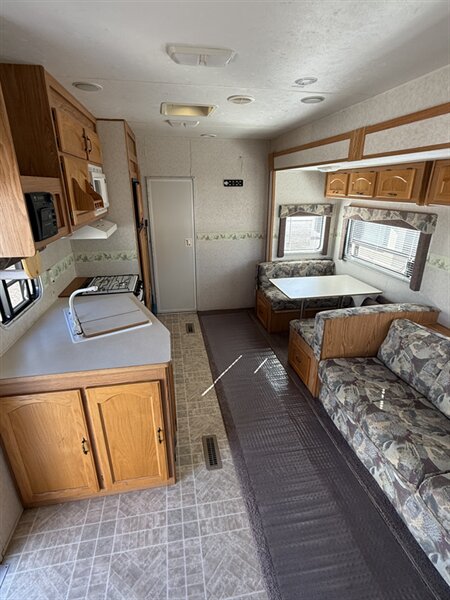 2003 KZ 36SPL, $ 10,900