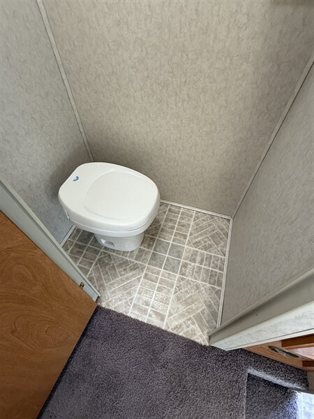 2003 KZ 36SPL, $ 10,900