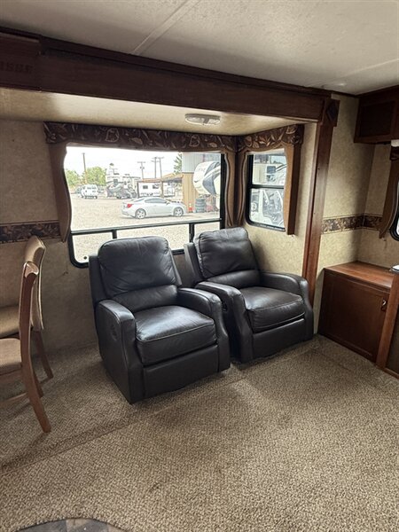 2014 Prime Time Manufacturing LACROSSE 327, $ 19,750