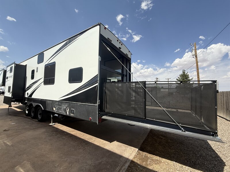 2020 Endurance 3956, $ 54,995
