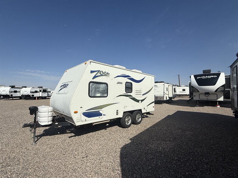 2008 Dutchmen AEROLITE ZOOM 718QB, $ 9,450