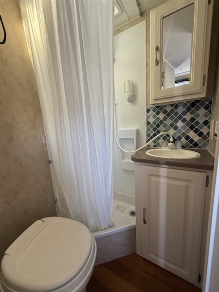 2008 Dutchmen AEROLITE ZOOM 718QB, $ 9,450