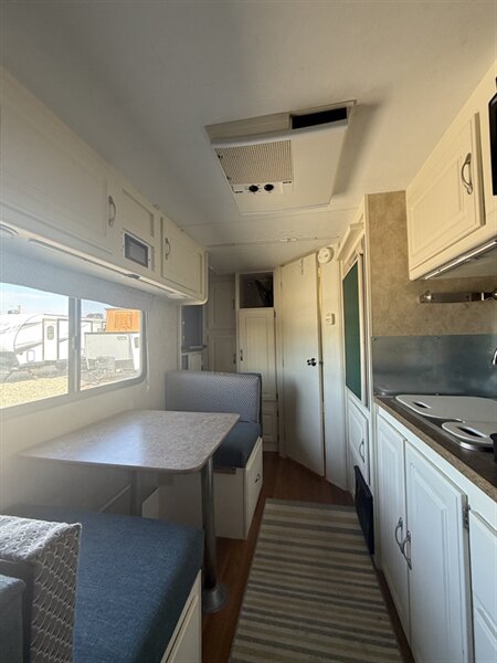 2008 Dutchmen AEROLITE ZOOM 718QB, $ 9,450