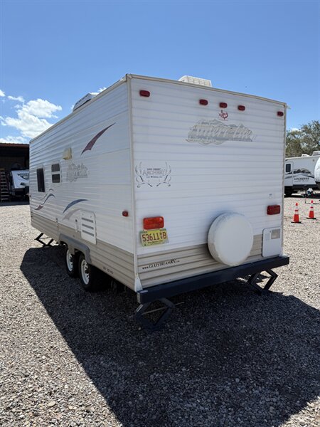 2009 Gulf Stream AMERILITE 21M, $ 9,450