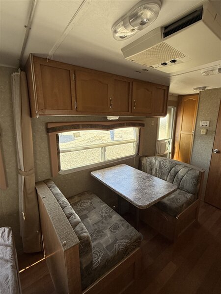 2009 Gulf Stream AMERILITE 21M, $ 9,450