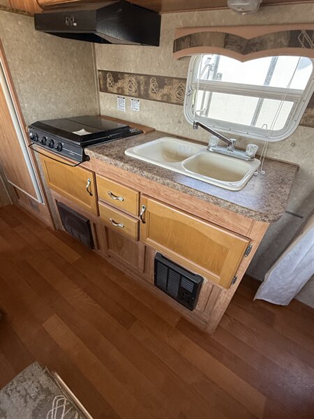 2009 Gulf Stream AMERILITE 21M, $ 9,450