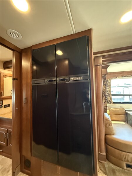 2015 Jayco Seneca 37TS, $ 124,999