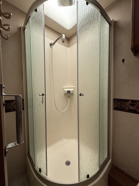 2015 Jayco Seneca 37TS, $ 124,999