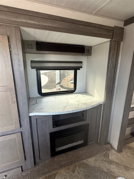 2020 East To West Alta 2350 KRK, $ 19,450