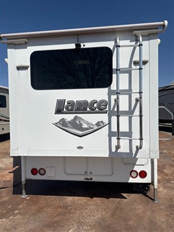 2019 Lance Truck Camper Long Bed 1172, $ 44,995