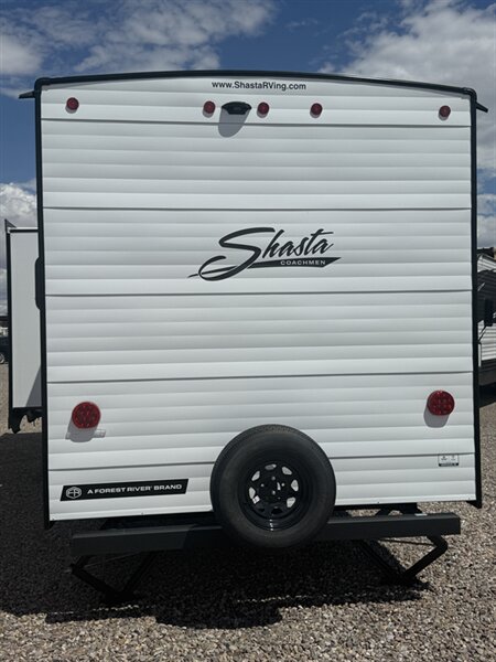 2026 Shasta 530BQB OASIS, $ 29,999