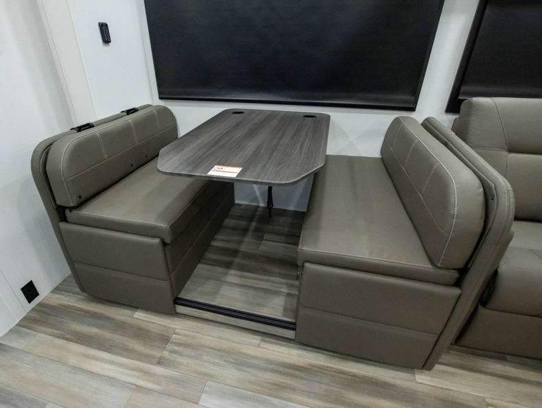 2026 Jayco Greyhawk 29MV, $ 211,098