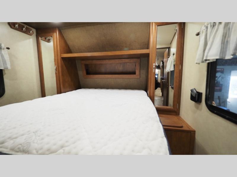 2017 Forest River Vibe 311RLS, $ 0