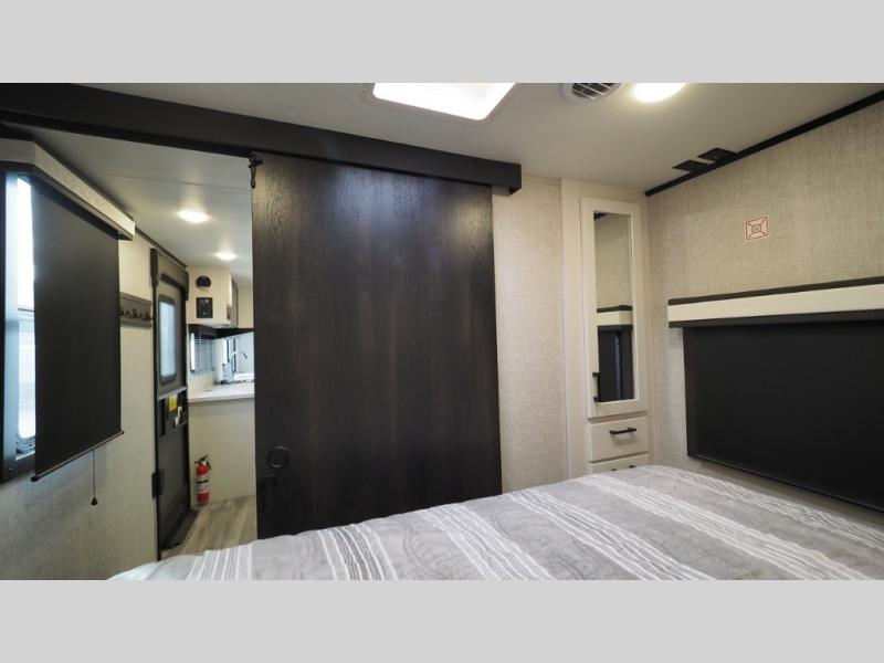 2024 Jayco Jay Feather 29QBH, $ 0