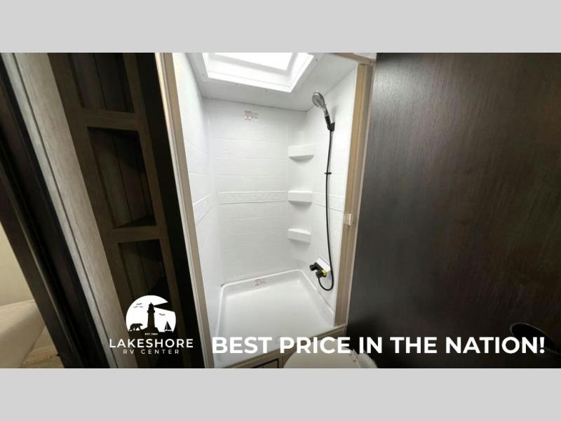 2025 Forest River Cherokee Alpha Wolf 23LDE, $ 55,967