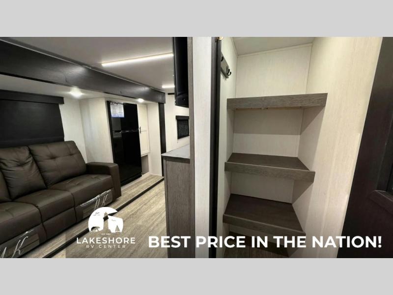 2025 Forest River Cherokee Alpha Wolf 22SW, $ 53,758