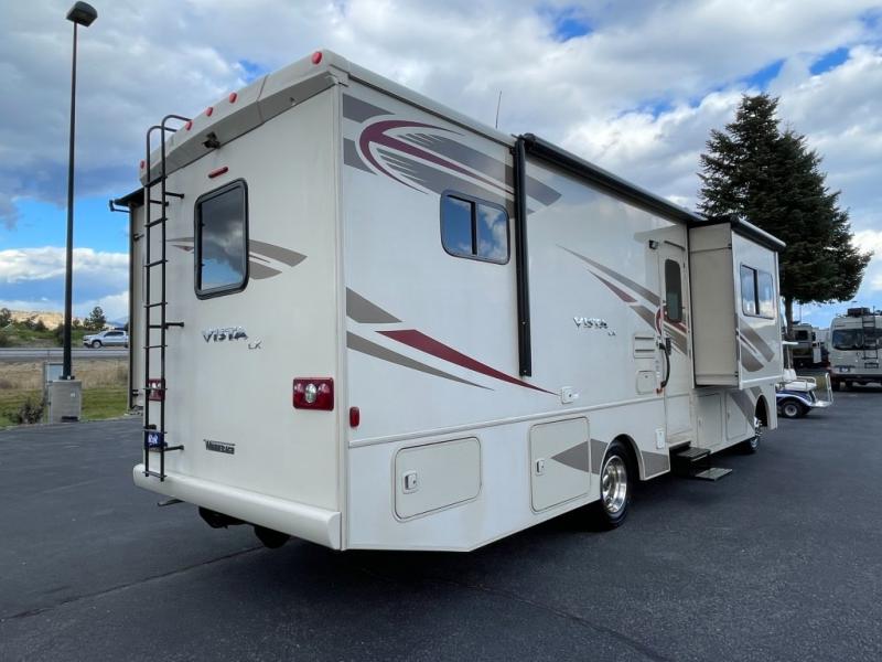 2017 Winnebago Vista LX 30T, $ 79,990