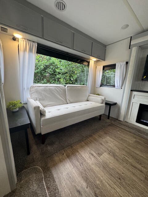 2022 Forest River Vibe, $ 27,500