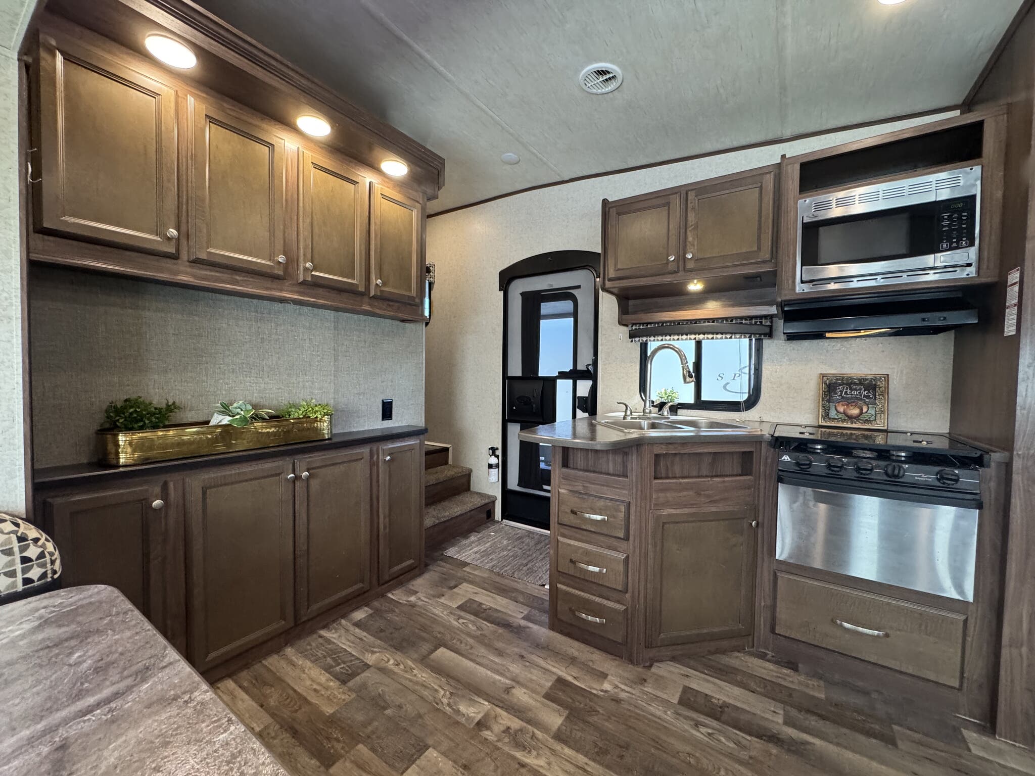 2018 Heartland Pioneer Fifth Wheel PI 276, $ 22,900