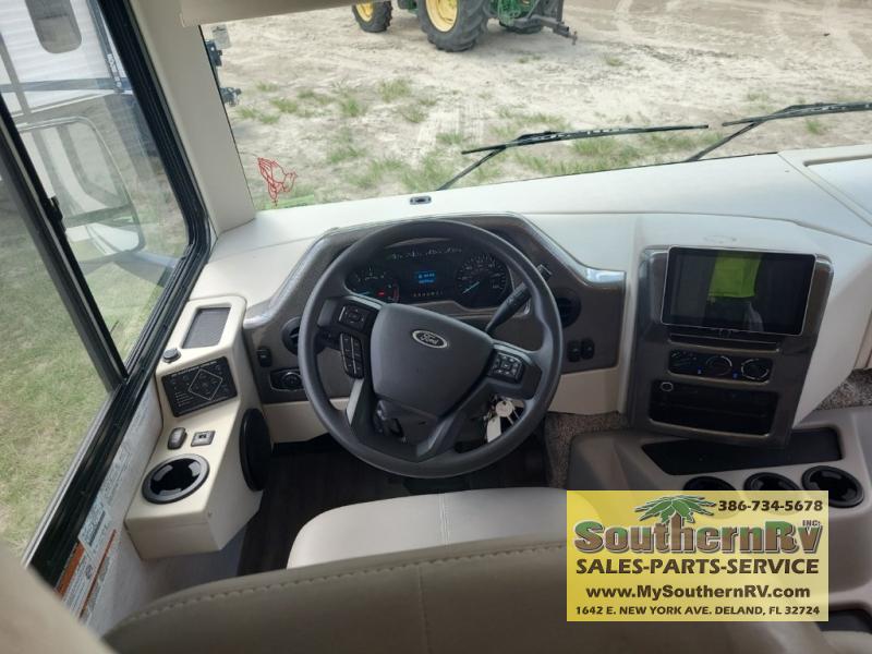 2024 Thor Motor Coach Quantum Sprinter MB24, $ 111,999