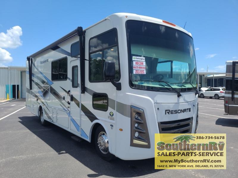 2024 Thor Motor Coach Quantum Sprinter MB24, $ 111,999