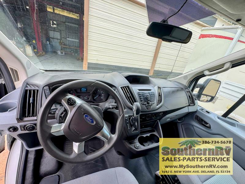 2017 Thor Motor Coach Compass 23TR, $ 59,500