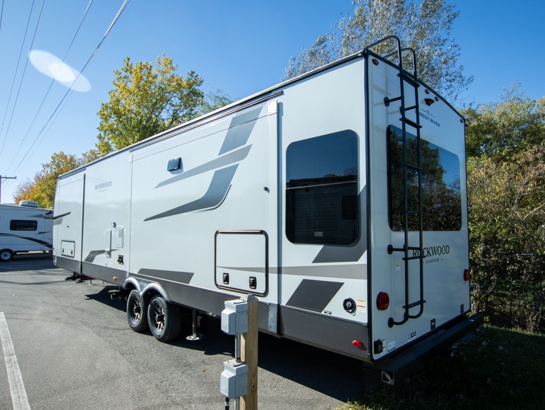 2026 Forest River Rockwood Signature Travel Traile, $ 76,826