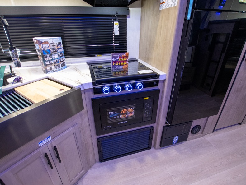 2026 Forest River Cherokee Grey Wolf Travel Traile, $ 46,991