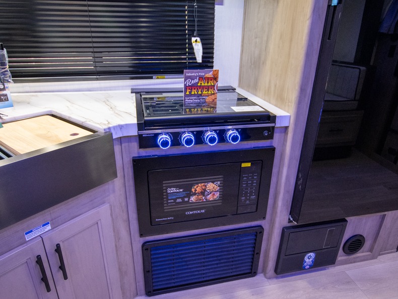 2026 Forest River Cherokee Grey Wolf Travel Traile, $ 25,990