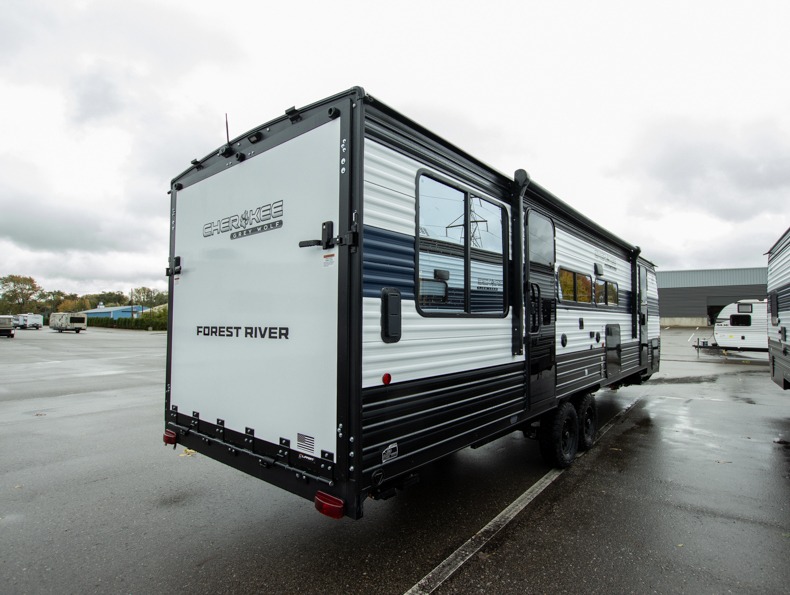 2026 Forest River Cherokee Grey Wolf Toy Haulers 2, $ 50,124