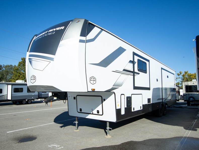 2026 Forest River Sandpiper 3900HBLR, $ 0