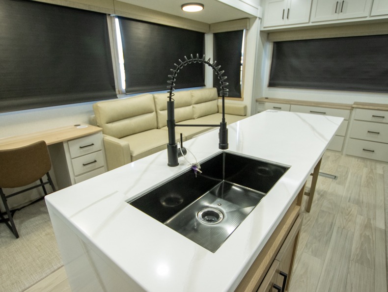 2026 Forest River Sandpiper 3900HBLR, $ 0