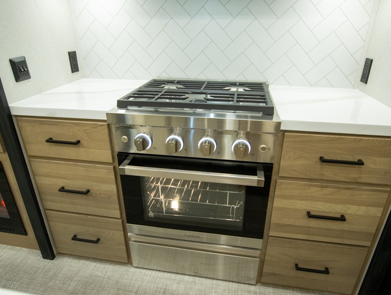 2026 Forest River Sandpiper 3900HBLR, $ 0