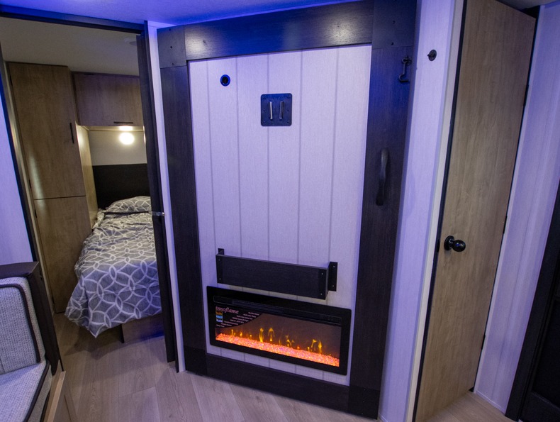 2026 Forest River Cherokee Grey Wolf Toy Haulers 2, $ 55,633