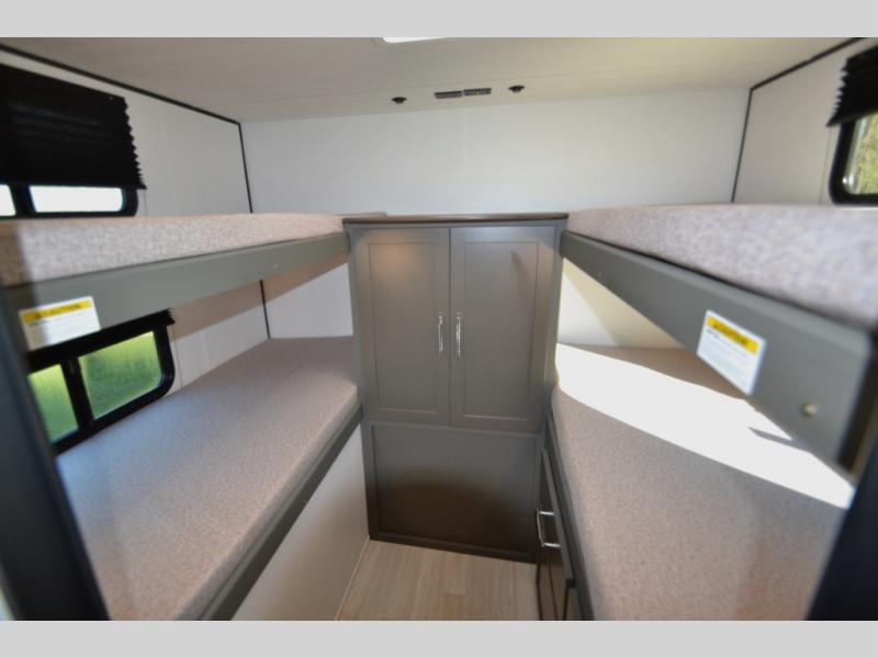 2026 Keystone Bullet Classic 28QBC, $ 0